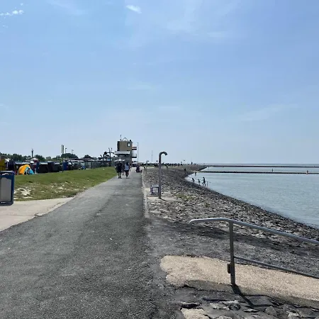 Ferienhaus Erholung Am Deich- Ihre In Tossens